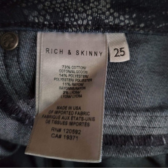 Snake Print Jeans by Rich & Skinny ~ True Black ~ NWOT ~ Size 25 - Picture 4 of 4